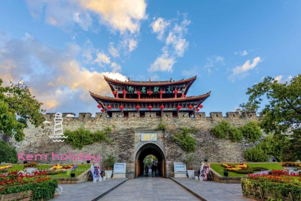 TRUNG QUỐC - ĐẠI LÝ - LỆ GIANG - SHANGRILA - TRÙNG KHÁNH